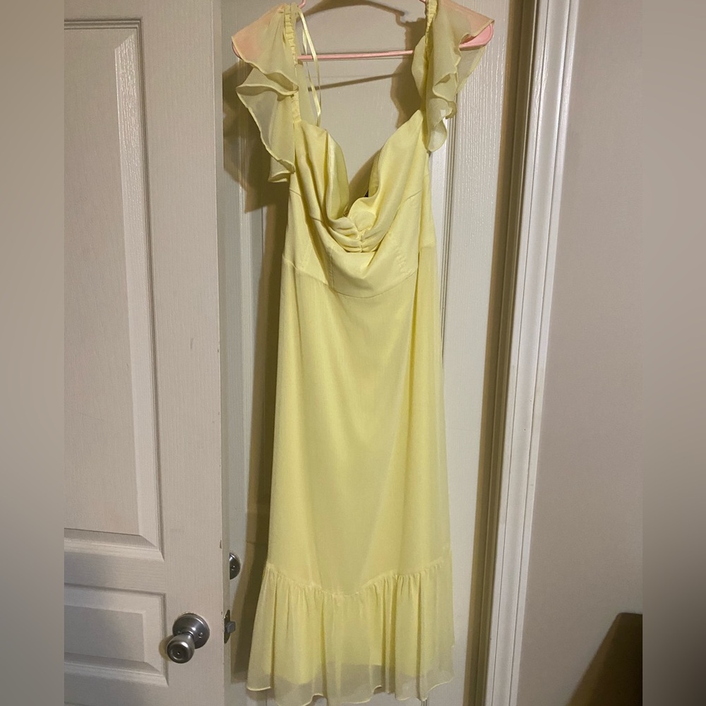 Gianni bini pastel yellow midi dress